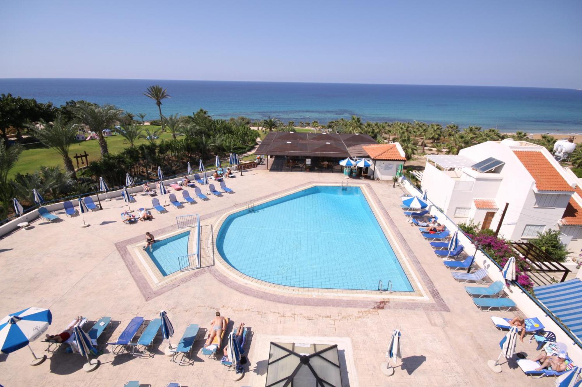Helios Bay Hotel And Suites Klorakas Ngoại thất bức ảnh