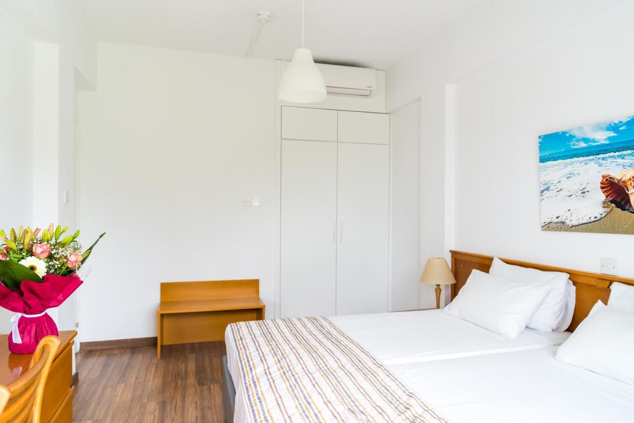 Helios Bay Hotel And Suites Klorakas Ngoại thất bức ảnh
